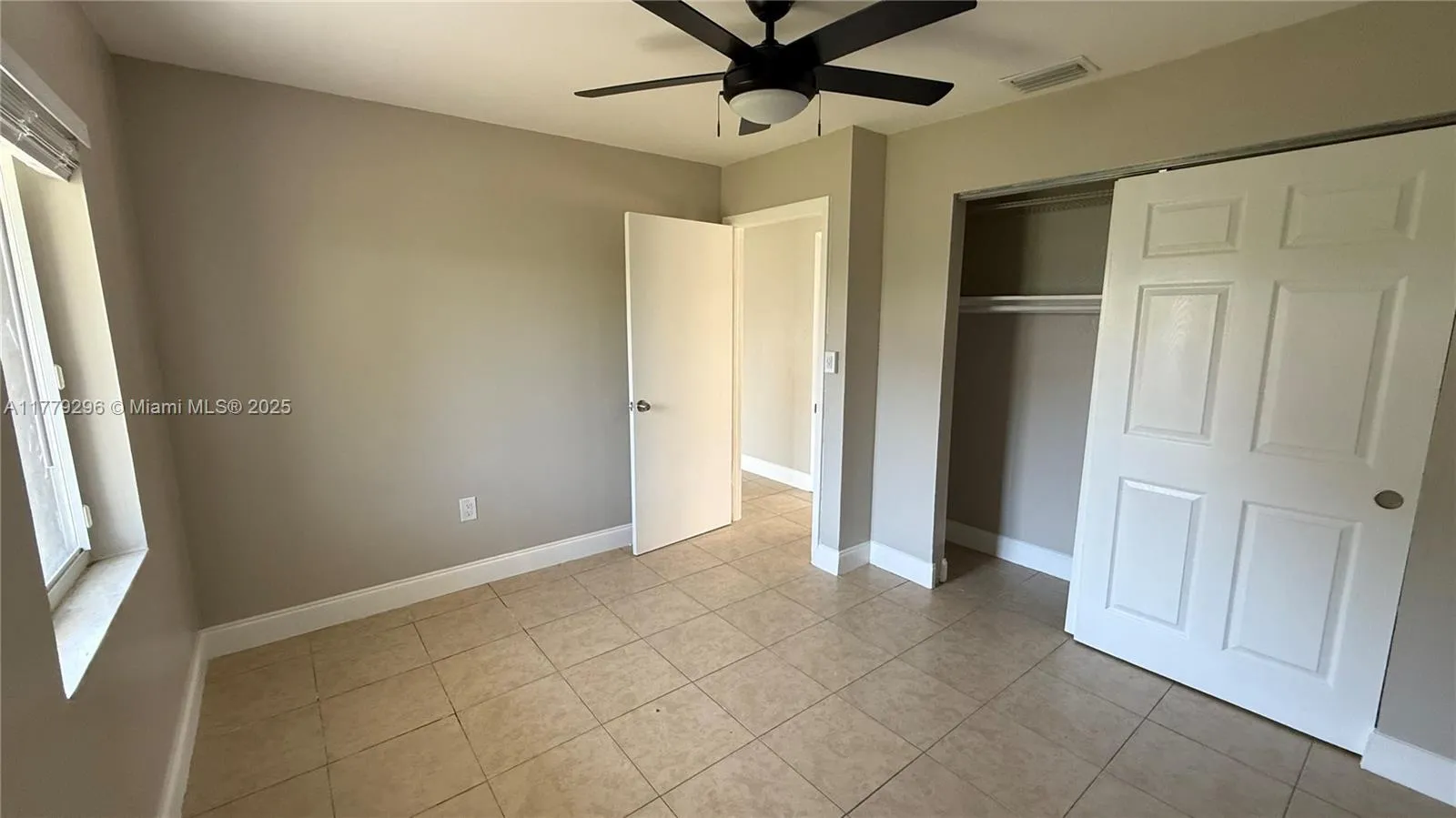 220 Nw 12th St, Pompano Beach, Florida 33060, Pompano Beach, Florida 33060, ,Residential Income,For Sale,220 Nw 12th St, Pompano Beach, Florida 33060,A11779296