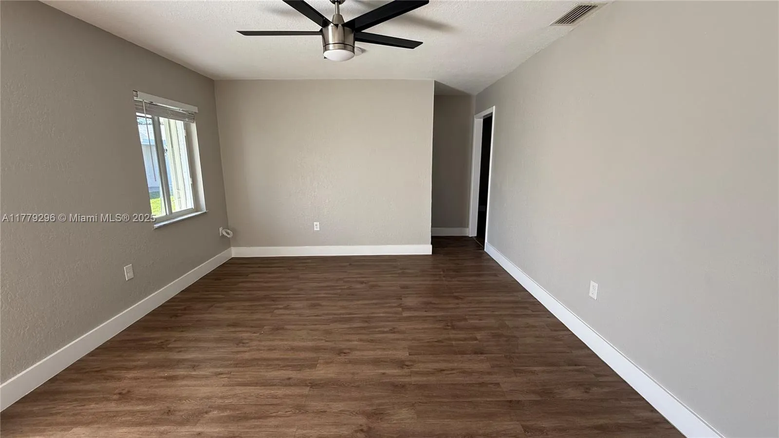 220 Nw 12th St, Pompano Beach, Florida 33060, Pompano Beach, Florida 33060, ,Residential Income,For Sale,220 Nw 12th St, Pompano Beach, Florida 33060,A11779296
