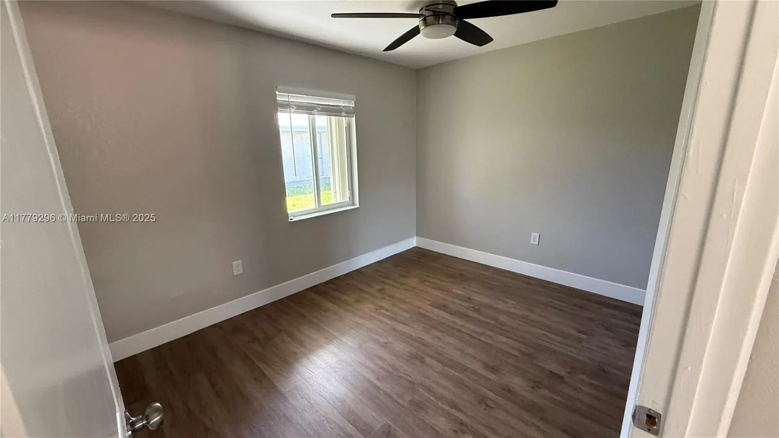 220 Nw 12th St, Pompano Beach, Florida 33060, Pompano Beach, Florida 33060, ,Residential Income,For Sale,220 Nw 12th St, Pompano Beach, Florida 33060,A11779296