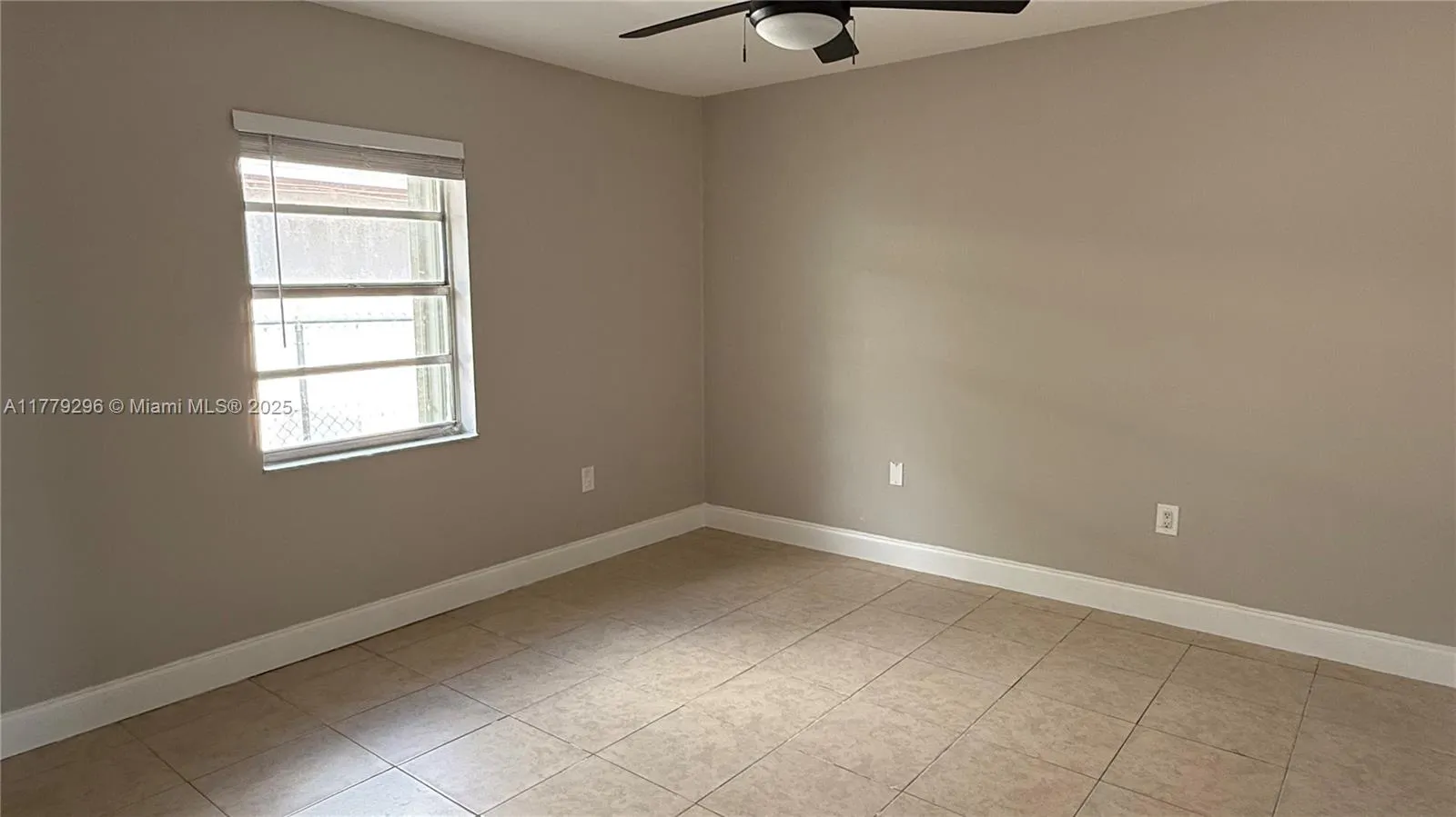 220 Nw 12th St, Pompano Beach, Florida 33060, Pompano Beach, Florida 33060, ,Residential Income,For Sale,220 Nw 12th St, Pompano Beach, Florida 33060,A11779296