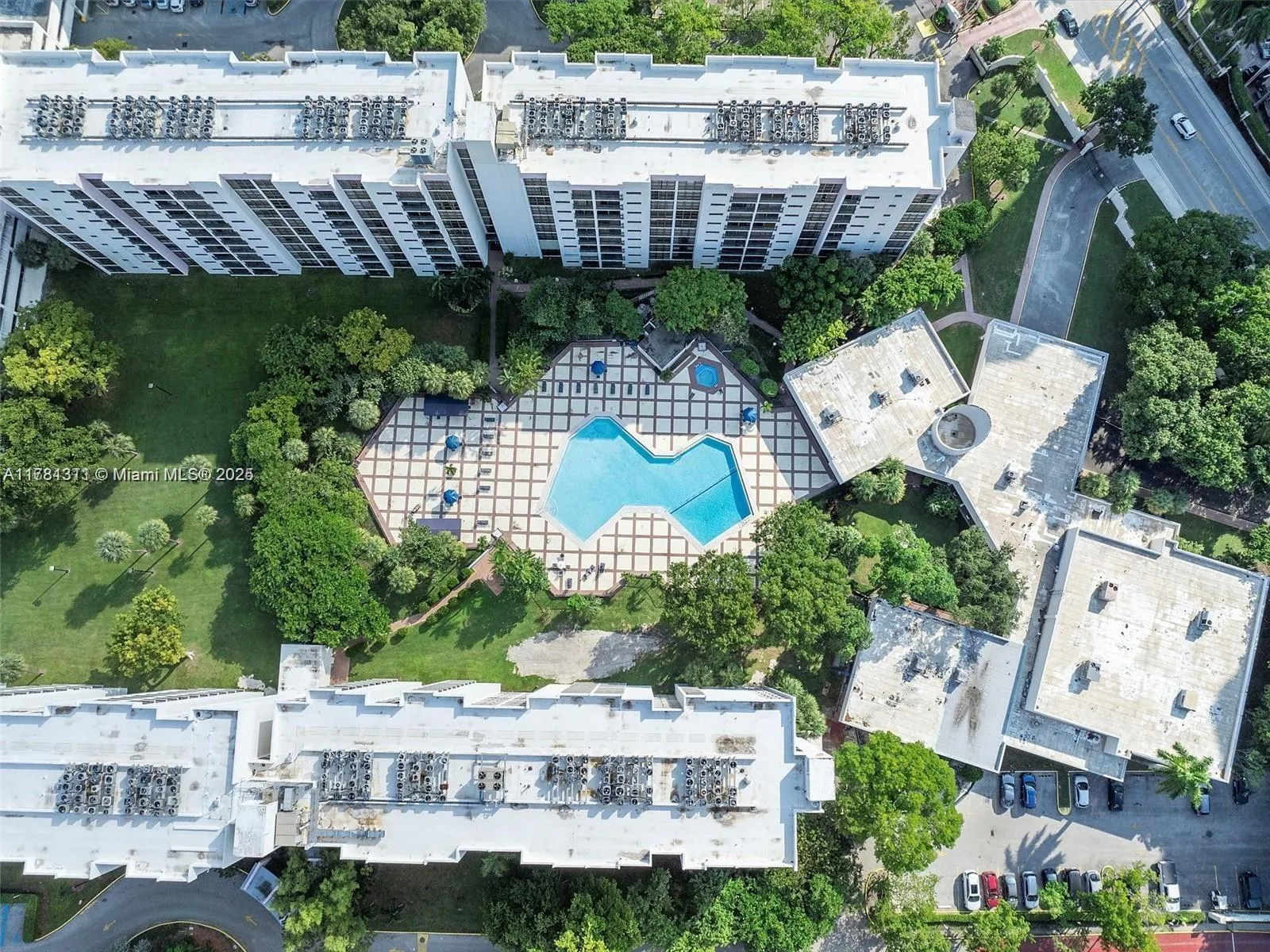 17011 N Bay Rd 701, Sunny Isles Beach, Florida 331, Sunny Isles Beach, Florida 33160, 2 Bedrooms Bedrooms, ,2 BathroomsBathrooms,Residential,For Sale,17011 N Bay Rd 701, Sunny Isles Beach, Florida 331,A11781311