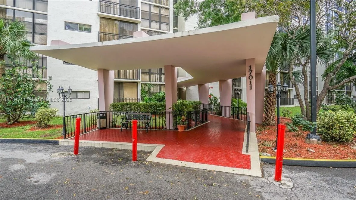 17011 N Bay Rd 701, Sunny Isles Beach, Florida 331, Sunny Isles Beach, Florida 33160, 2 Bedrooms Bedrooms, ,2 BathroomsBathrooms,Residential,For Sale,17011 N Bay Rd 701, Sunny Isles Beach, Florida 331,A11781311