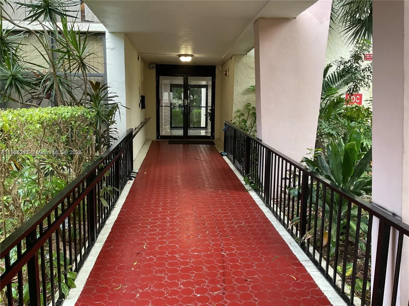 17011 N Bay Rd 701, Sunny Isles Beach, Florida 331, Sunny Isles Beach, Florida 33160, 2 Bedrooms Bedrooms, ,2 BathroomsBathrooms,Residential,For Sale,17011 N Bay Rd 701, Sunny Isles Beach, Florida 331,A11781311