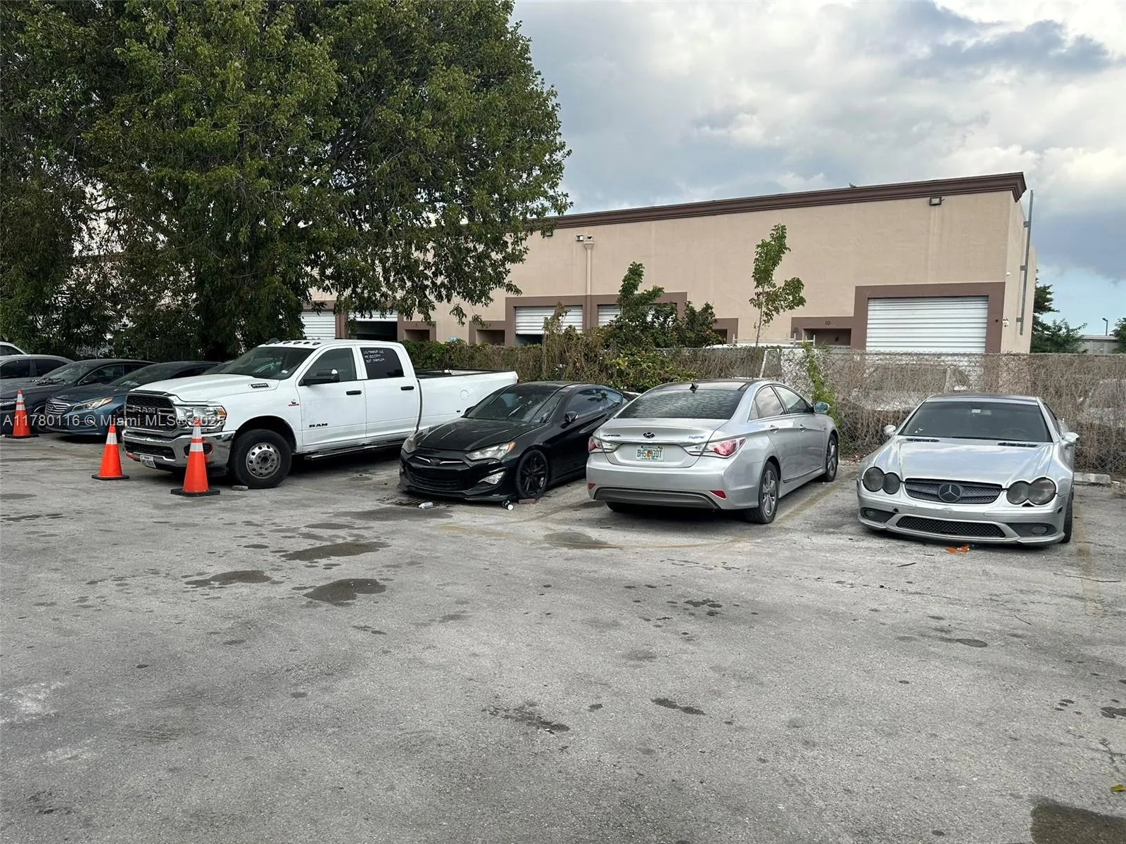 9180 Nw 119th St 10, Hialeah Gardens, Florida 3301, Hialeah Gardens, Florida 33018, ,Commercial Sale,For Sale,9180 Nw 119th St 10, Hialeah Gardens, Florida 3301,A11780116