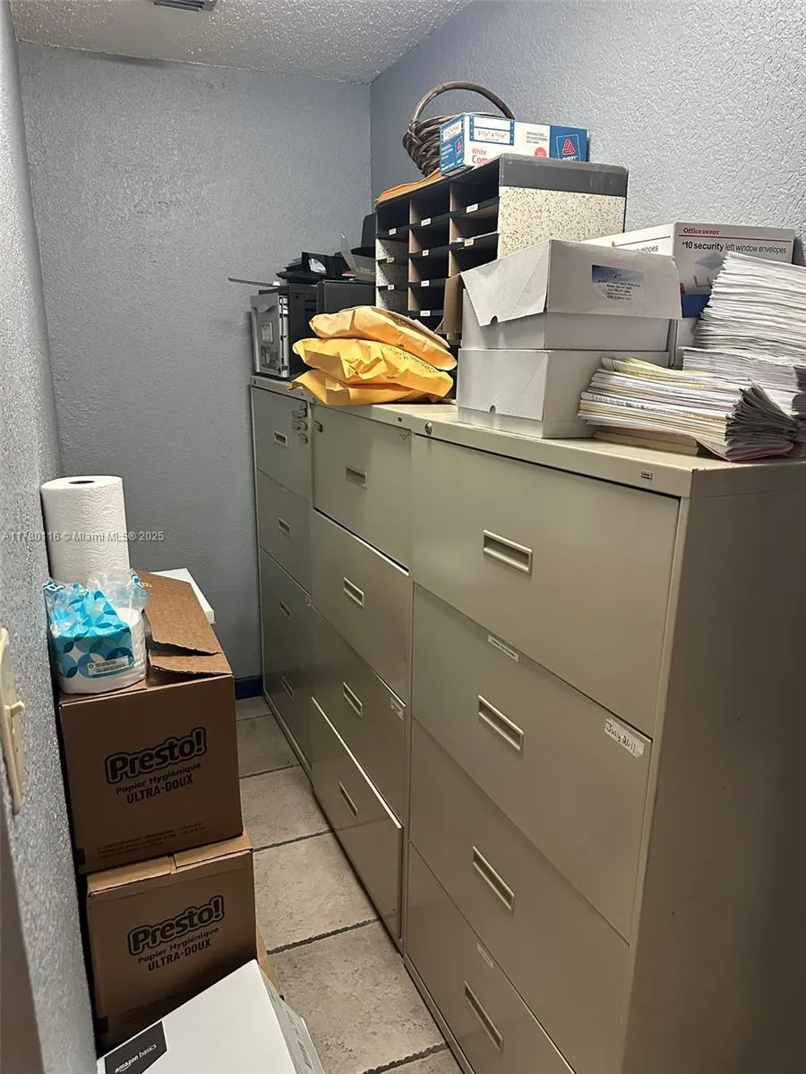 9180 Nw 119th St 10, Hialeah Gardens, Florida 3301, Hialeah Gardens, Florida 33018, ,Commercial Sale,For Sale,9180 Nw 119th St 10, Hialeah Gardens, Florida 3301,A11780116