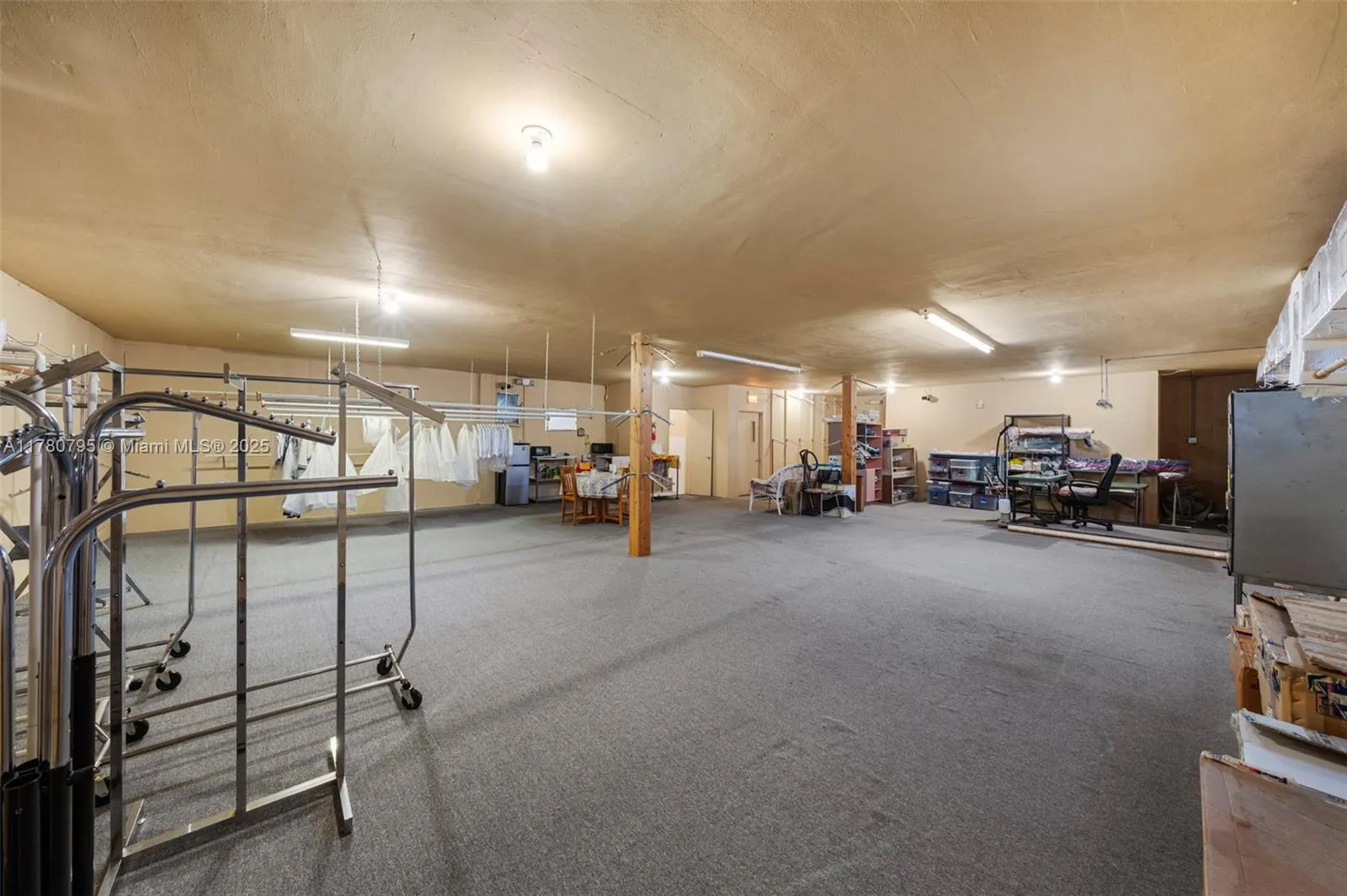 2292 Sw 22nd St, Miami, Florida 33145, Miami, Florida 33145, ,Commercial Sale,For Sale,2292 Sw 22nd St, Miami, Florida 33145,A11780795