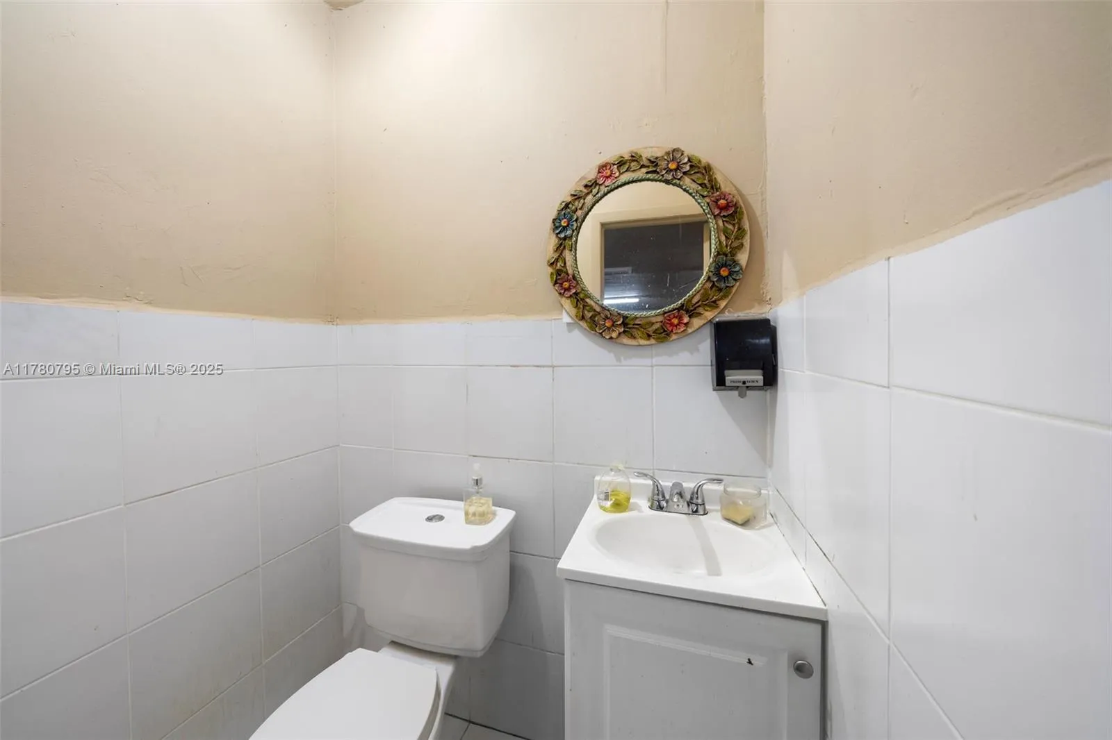 2292 Sw 22nd St, Miami, Florida 33145, Miami, Florida 33145, ,Commercial Sale,For Sale,2292 Sw 22nd St, Miami, Florida 33145,A11780795