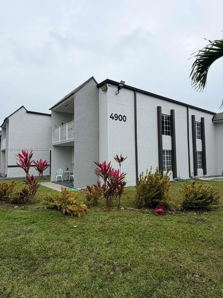 4920 Nw 79th Ave 309, Doral, Florida 33166, Doral, Florida 33166, 1 Bedroom Bedrooms, ,1 BathroomBathrooms,Residential Lease,For Rent,4920 Nw 79th Ave 309, Doral, Florida 33166,A11765536