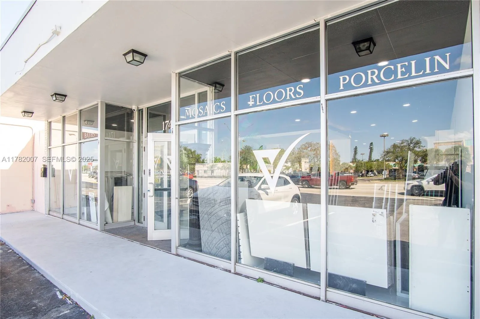 1744 E Commercial Blvd, Fort Lauderdale, Florida 3, Fort Lauderdale, Florida 33334, ,Commercial Sale,For Sale,1744 E Commercial Blvd, Fort Lauderdale, Florida 3,A11782007