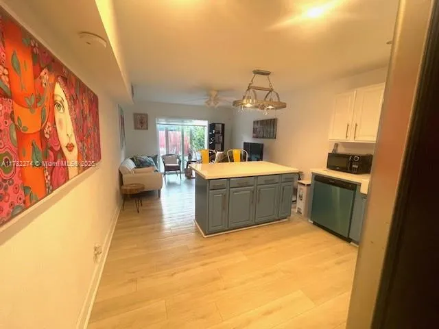 1560 Ne 145th St 2, Miami, Florida 33161, Miami, Florida 33161, 1 Bedroom Bedrooms, ,1 BathroomBathrooms,Residential Lease,For Rent,1560 Ne 145th St 2, Miami, Florida 33161,A11782274 1560 Ne 145th St 2, Miami, Florida 33161, Miami, Florida 33161, 1 Bedroom Bedrooms, ,1 BathroomBathrooms,Residential Lease,For Rent,1560 Ne 145th St 2, Miami, Florida 33161,A11782274