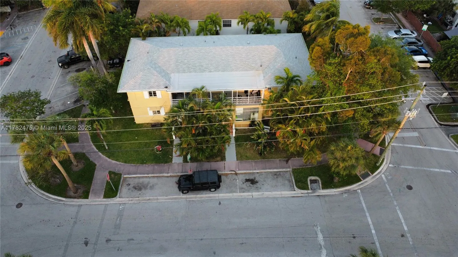 1797 Marseille Dr, Miami Beach, Florida 33141, Miami Beach, Florida 33141, ,Residential Income,For Sale,1797 Marseille Dr, Miami Beach, Florida 33141,A11782475