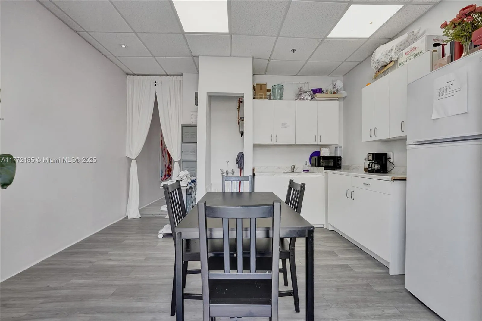 1637 N Hiatus, Pembroke Pines, Florida 33026, Pembroke Pines, Florida 33026, ,Business Opportunity,For Sale,1637 N Hiatus, Pembroke Pines, Florida 33026,A11772185