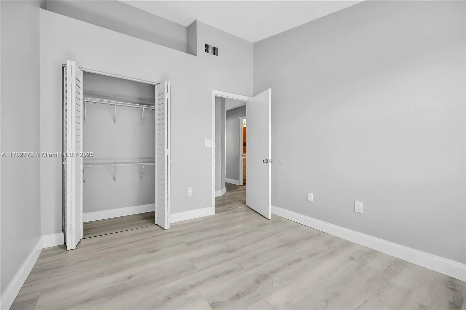 Pembroke Pines, Florida 33026, Pembroke Pines, Florida 33026, 3 Bedrooms Bedrooms, ,2 BathroomsBathrooms,Residential,For Sale, Pembroke Pines, Florida 33026,A11782772