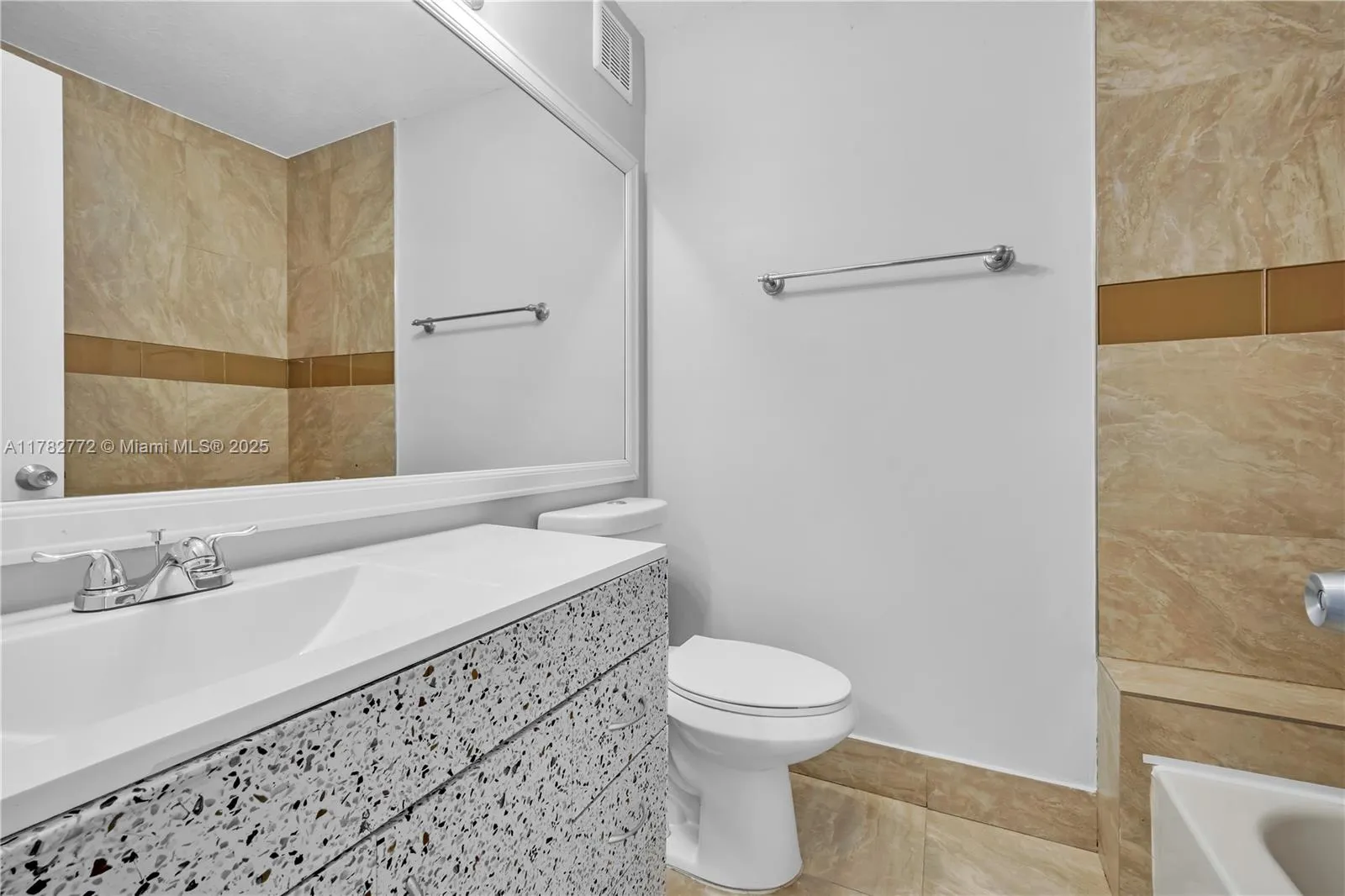 Pembroke Pines, Florida 33026, Pembroke Pines, Florida 33026, 3 Bedrooms Bedrooms, ,2 BathroomsBathrooms,Residential,For Sale, Pembroke Pines, Florida 33026,A11782772