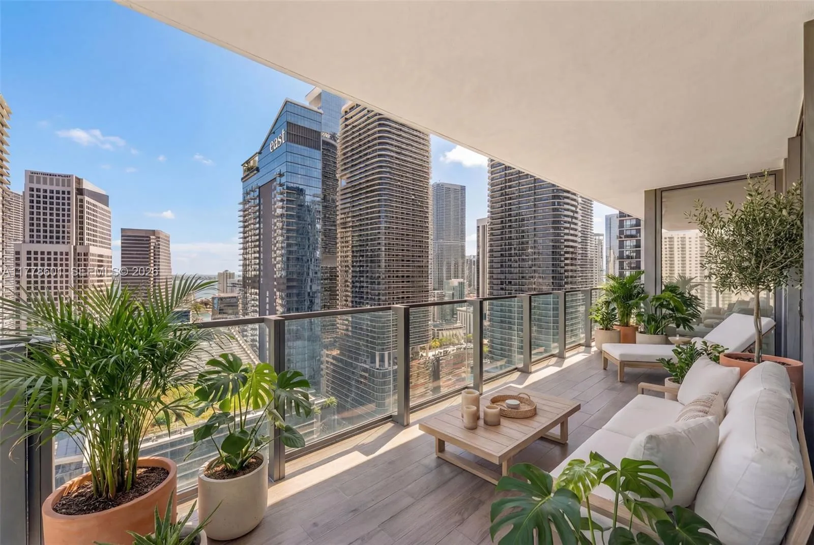 88 Sw 7th Street 2411, Miami, Florida 33130, Miami, Florida 33130, 2 Bedrooms Bedrooms, ,2 BathroomsBathrooms,Residential,For Sale,88 Sw 7th Street 2411, Miami, Florida 33130,A11778601
