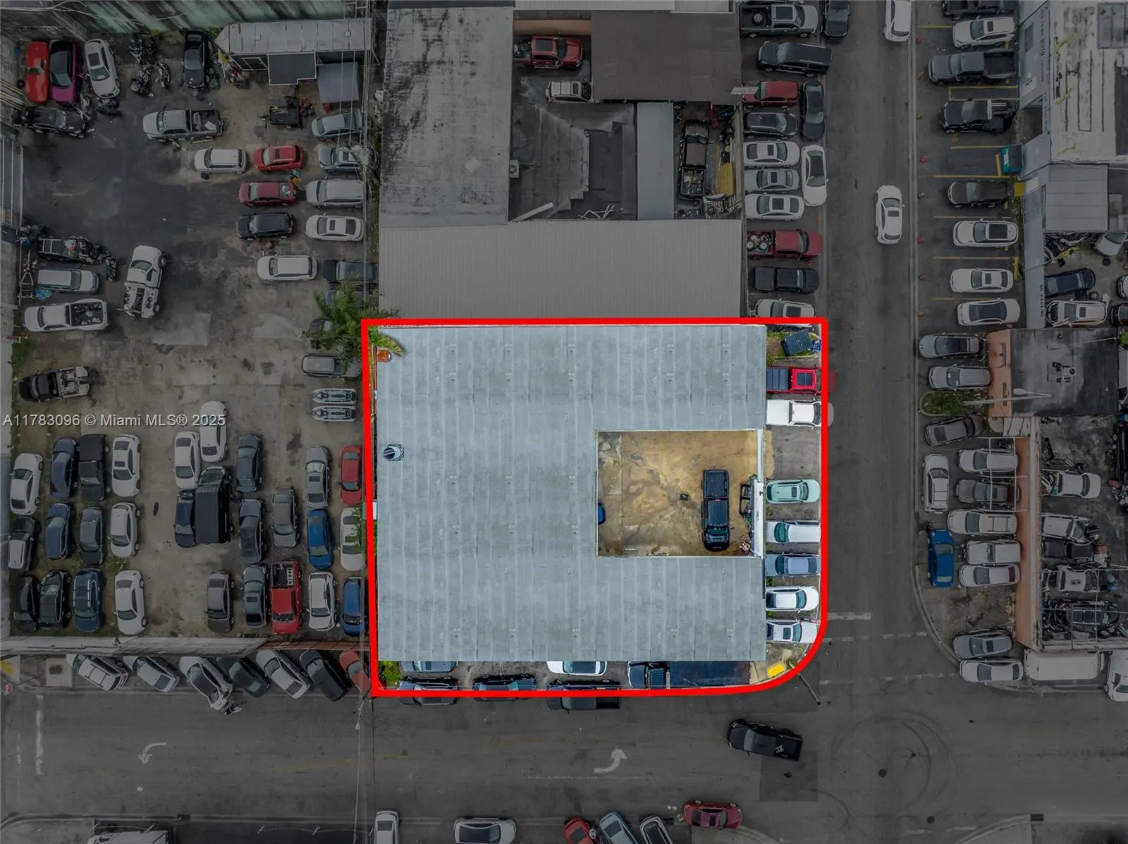 1025 E 45th St, Hialeah, Florida 33013, Hialeah, Florida 33013, ,Commercial Sale,For Sale,1025 E 45th St, Hialeah, Florida 33013,A11783096