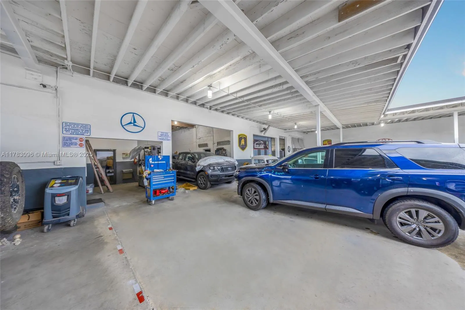 1025 E 45th St, Hialeah, Florida 33013, Hialeah, Florida 33013, ,Commercial Sale,For Sale,1025 E 45th St, Hialeah, Florida 33013,A11783096