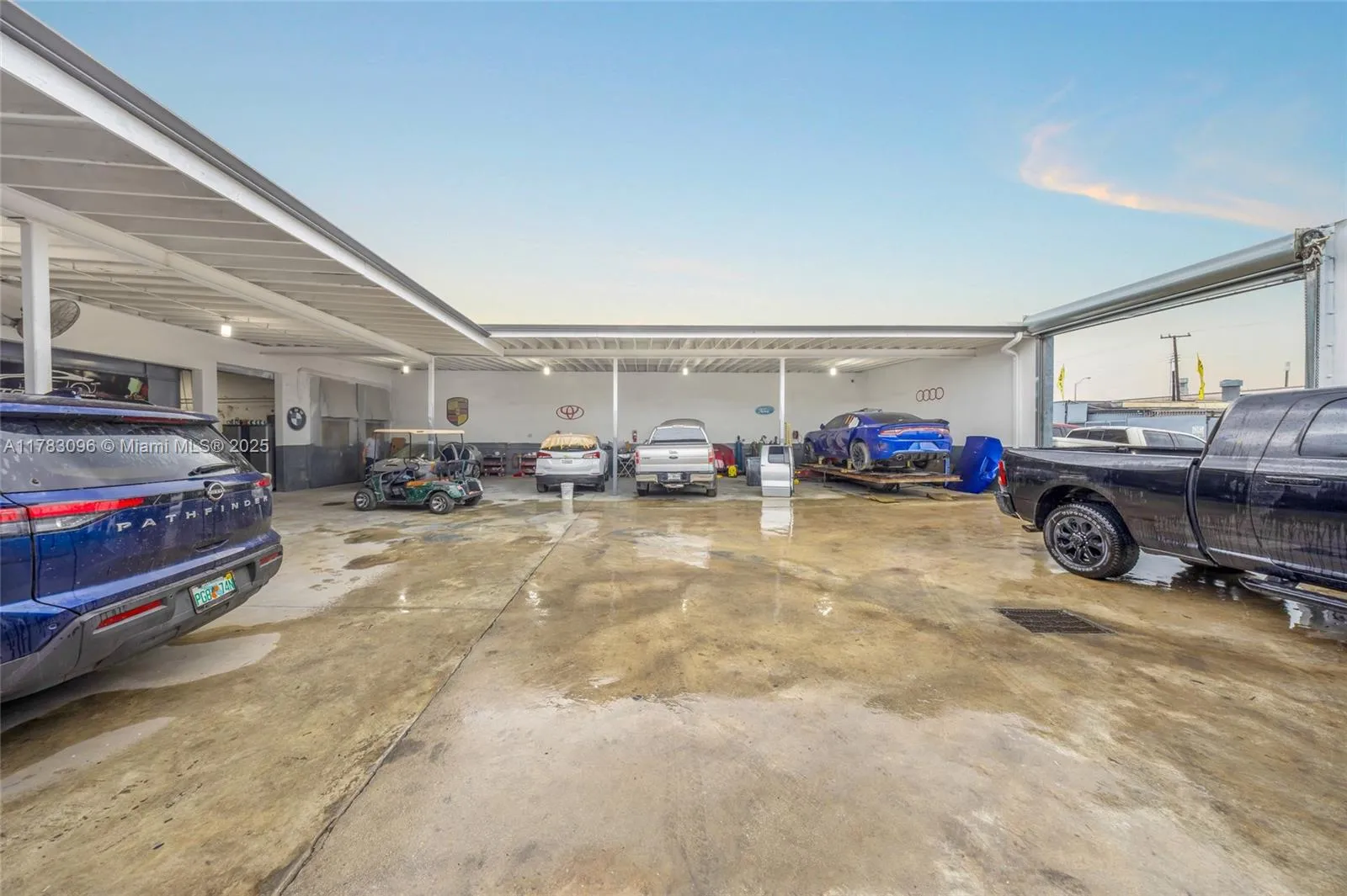 1025 E 45th St, Hialeah, Florida 33013, Hialeah, Florida 33013, ,Commercial Sale,For Sale,1025 E 45th St, Hialeah, Florida 33013,A11783096