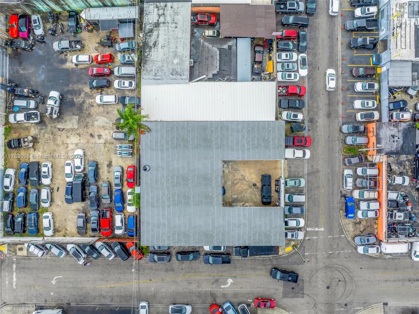 1025 E 45th St, Hialeah, Florida 33013, Hialeah, Florida 33013, ,Commercial Sale,For Sale,1025 E 45th St, Hialeah, Florida 33013,A11783096