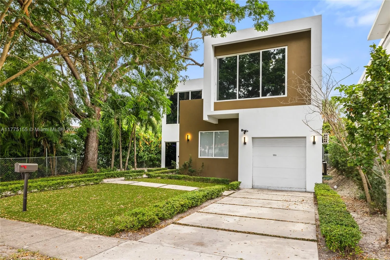 1816 Sw 23rd St, Miami, Florida 33145, Miami, Florida 33145, 5 Bedrooms Bedrooms, ,4 BathroomsBathrooms,Residential Lease,For Rent,1816 Sw 23rd St, Miami, Florida 33145,A11775155
