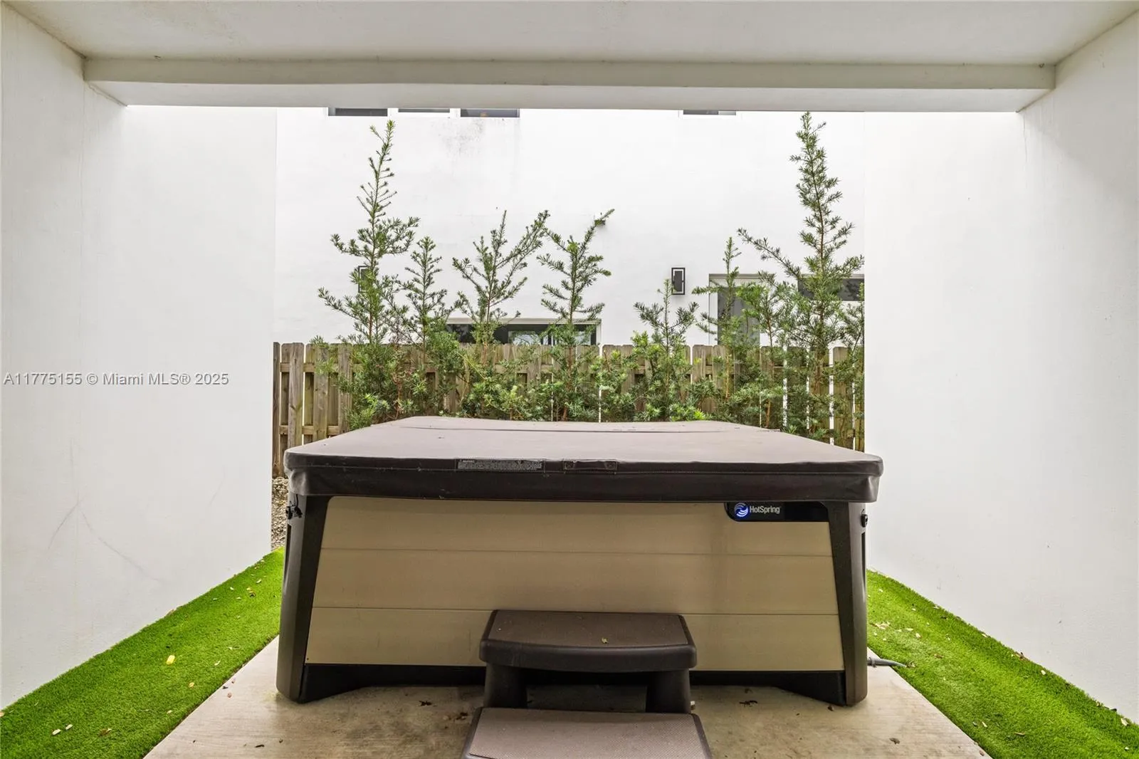 1816 Sw 23rd St, Miami, Florida 33145, Miami, Florida 33145, 5 Bedrooms Bedrooms, ,4 BathroomsBathrooms,Residential Lease,For Rent,1816 Sw 23rd St, Miami, Florida 33145,A11775155