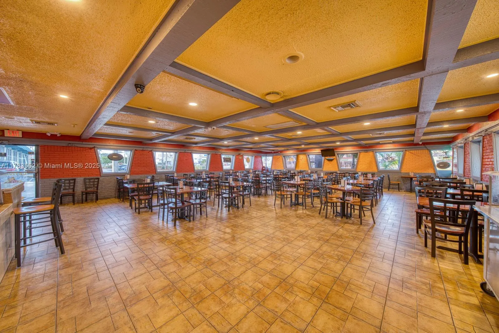 Chicken Grill Restaurant Opportunity In Prime Hial, Hialeah, Florida 33012, ,Business Opportunity,For Sale,Chicken Grill Restaurant Opportunity In Prime Hial,A11783552