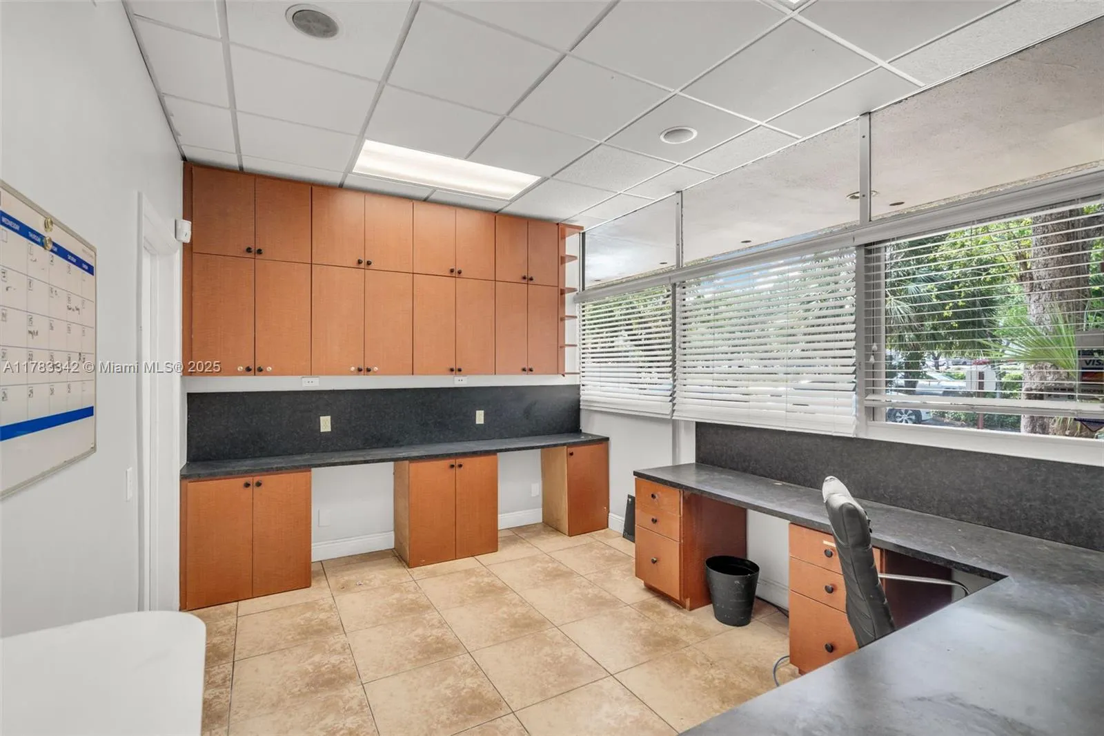 3816 Hollywood Blvd 2, Hollywood, Florida 33021, Hollywood, Florida 33021, ,Commercial Lease,For Rent,3816 Hollywood Blvd 2, Hollywood, Florida 33021,A11783342