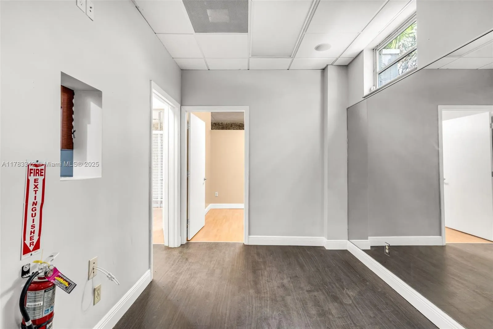 3816 Hollywood Blvd 2, Hollywood, Florida 33021, Hollywood, Florida 33021, ,Commercial Lease,For Rent,3816 Hollywood Blvd 2, Hollywood, Florida 33021,A11783342