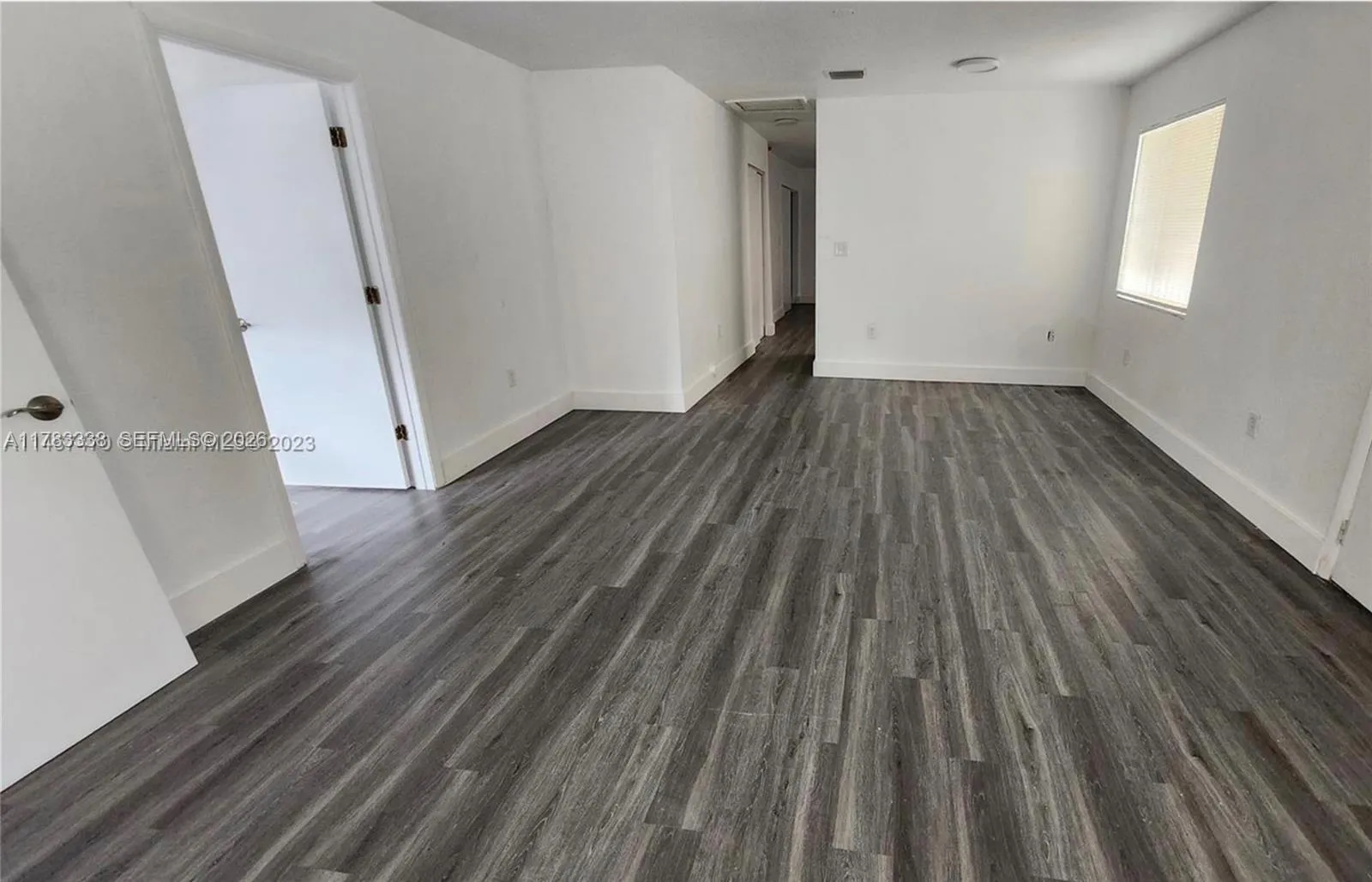 590 house living room