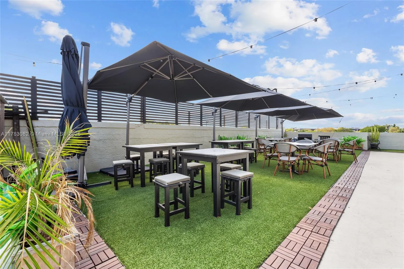 10648 Fountainbleau Blvd, Miami, Florida 33172, Miami, Florida 33172, ,Business Opportunity,For Sale,10648 Fountainbleau Blvd, Miami, Florida 33172,A11783082