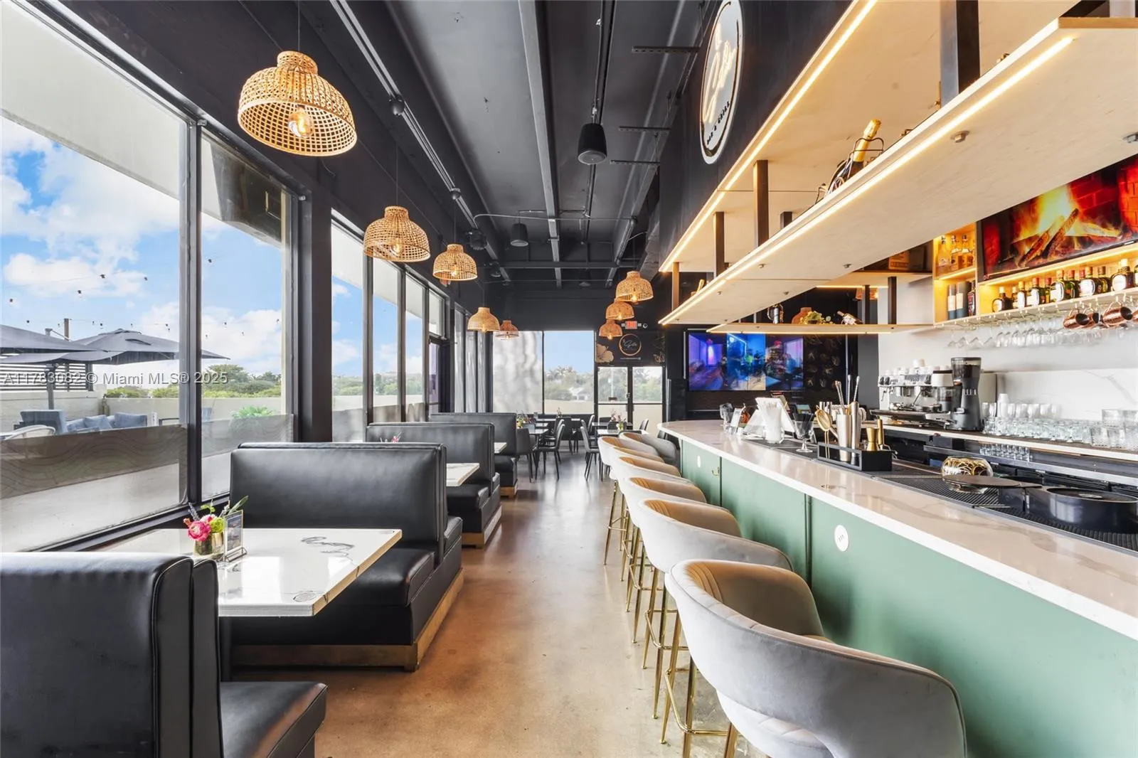 10648 Fountainbleau Blvd, Miami, Florida 33172, Miami, Florida 33172, ,Business Opportunity,For Sale,10648 Fountainbleau Blvd, Miami, Florida 33172,A11783082