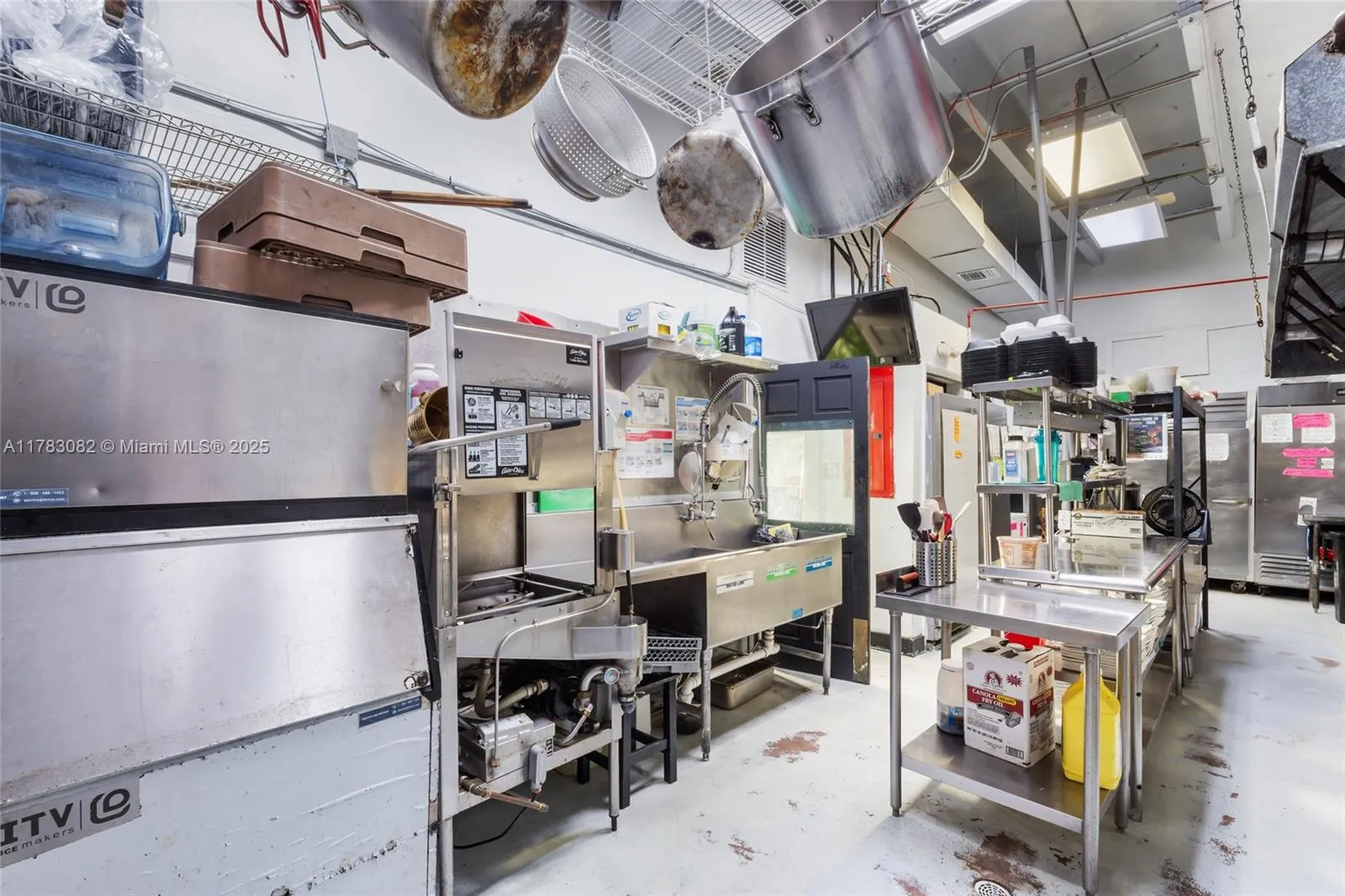 10648 Fountainbleau Blvd, Miami, Florida 33172, Miami, Florida 33172, ,Business Opportunity,For Sale,10648 Fountainbleau Blvd, Miami, Florida 33172,A11783082