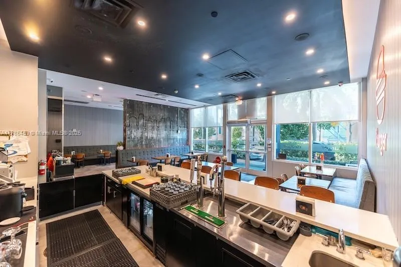 275 Ne 18th St, Miami, Florida 33132, Miami, Florida 33132, ,Business Opportunity,For Sale,275 Ne 18th St, Miami, Florida 33132,A11785459