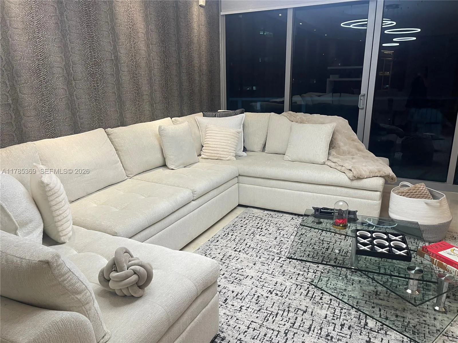 3101 S Ocean Dr 1707, Hollywood, Florida 33019, Hollywood, Florida 33019, 3 Bedrooms Bedrooms, ,3 BathroomsBathrooms,Residential Lease,For Rent,3101 S Ocean Dr 1707, Hollywood, Florida 33019,A11785369