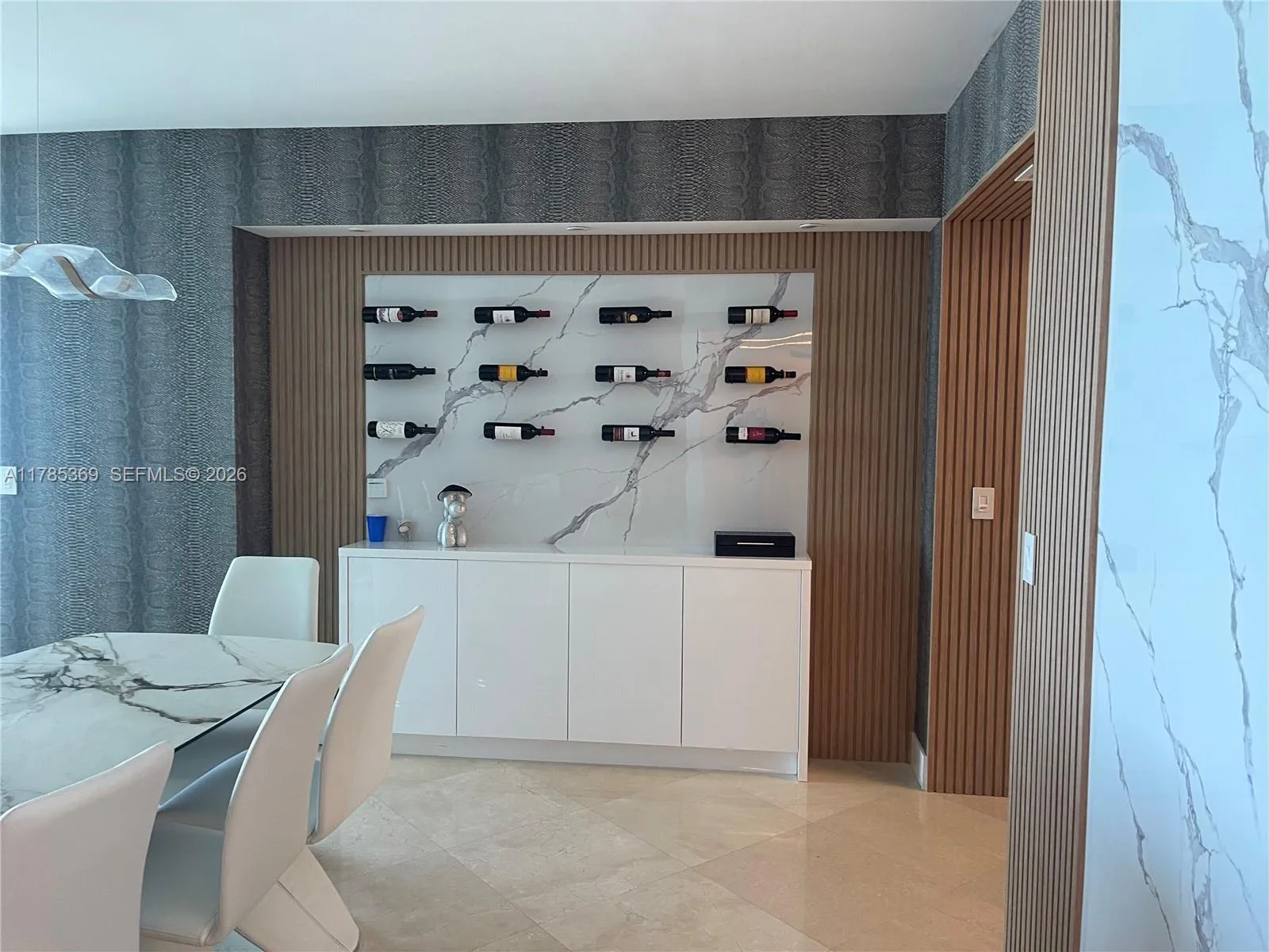 3101 S Ocean Dr 1707, Hollywood, Florida 33019, Hollywood, Florida 33019, 3 Bedrooms Bedrooms, ,3 BathroomsBathrooms,Residential Lease,For Rent,3101 S Ocean Dr 1707, Hollywood, Florida 33019,A11785369