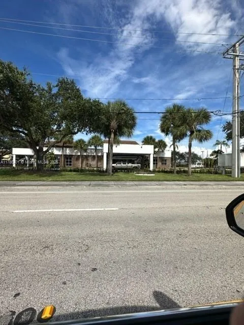 4650 N Dixie Hwy, Oakland Park, Florida 33334, Oakland Park, Florida 33334, ,Commercial Lease,For Rent,4650 N Dixie Hwy, Oakland Park, Florida 33334,A11786401