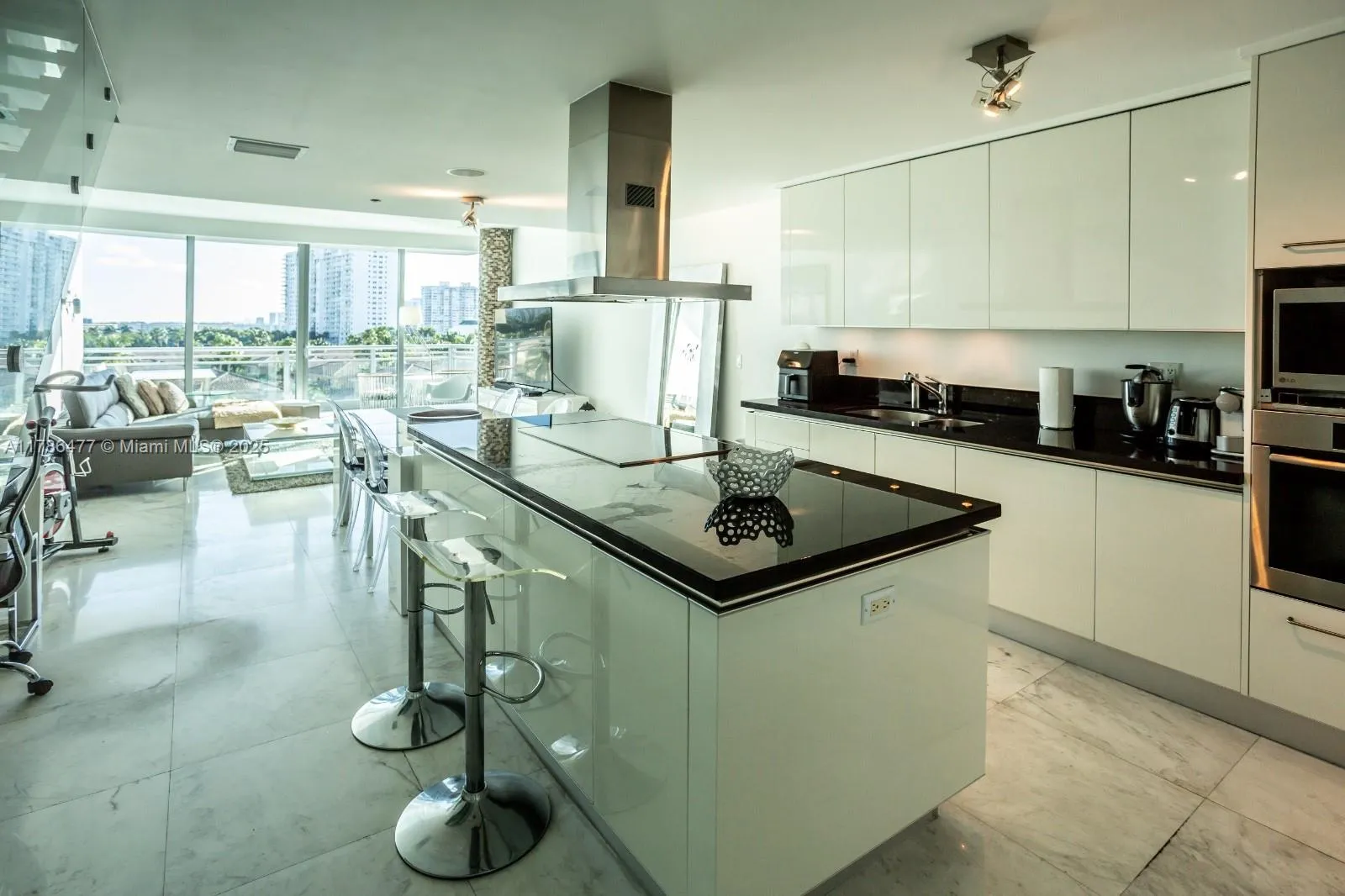 2950 Ne 188th St 401, Aventura, Florida 33180, Aventura, Florida 33180, 2 Bedrooms Bedrooms, ,2 BathroomsBathrooms,Residential,For Sale,2950 Ne 188th St 401, Aventura, Florida 33180,A11786477