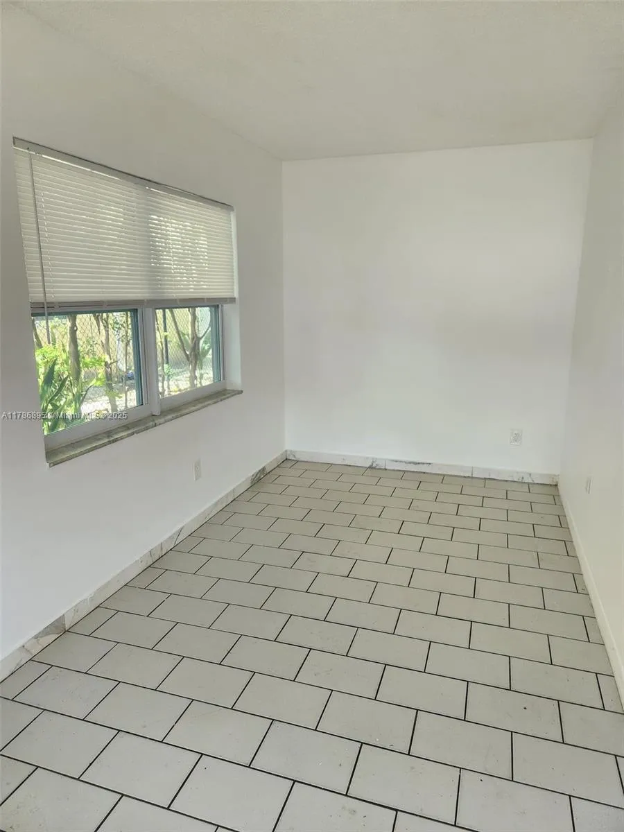 Apt 1, 1bed/1bath