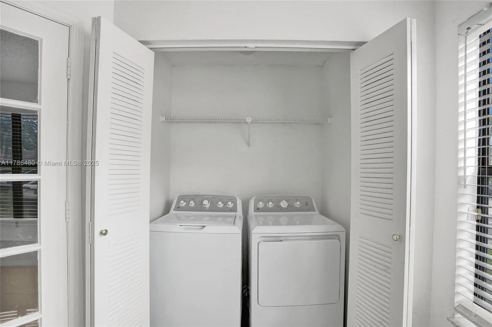 2946 S University Dr 7108, Davie, Florida 33328, Davie, Florida 33328, 1 Bedroom Bedrooms, ,1 BathroomBathrooms,Residential,For Sale,2946 S University Dr 7108, Davie, Florida 33328,A11786460