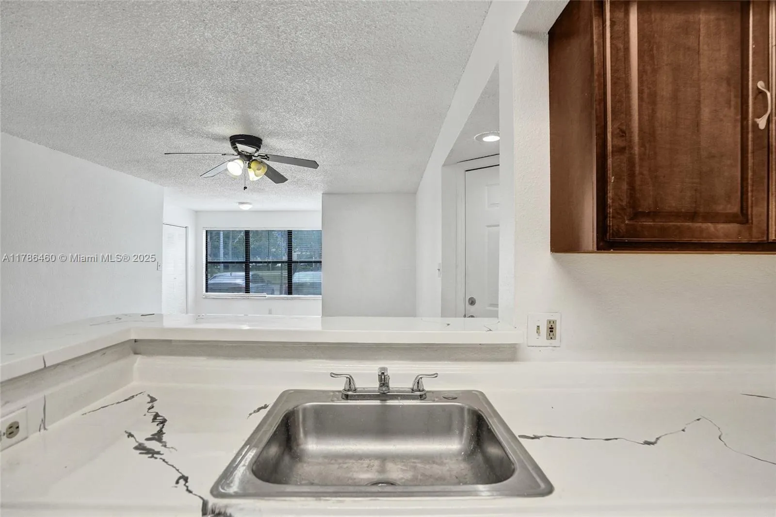 2946 S University Dr 7108, Davie, Florida 33328, Davie, Florida 33328, 1 Bedroom Bedrooms, ,1 BathroomBathrooms,Residential,For Sale,2946 S University Dr 7108, Davie, Florida 33328,A11786460
