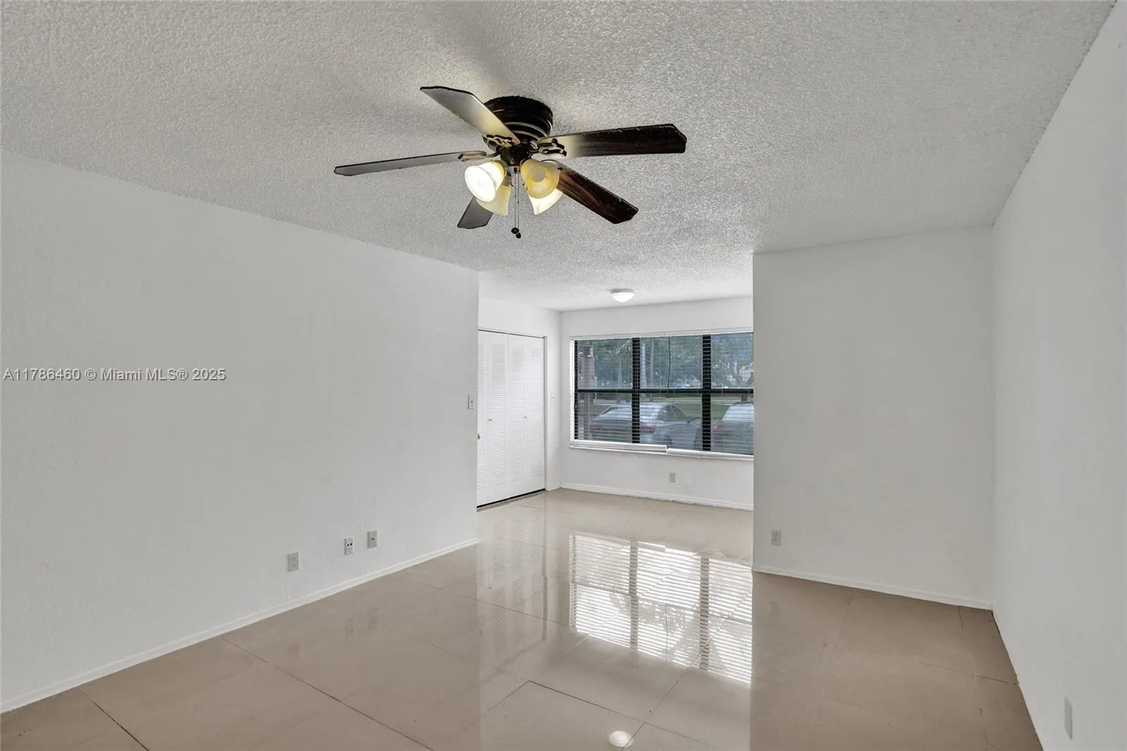 2946 S University Dr 7108, Davie, Florida 33328, Davie, Florida 33328, 1 Bedroom Bedrooms, ,1 BathroomBathrooms,Residential,For Sale,2946 S University Dr 7108, Davie, Florida 33328,A11786460