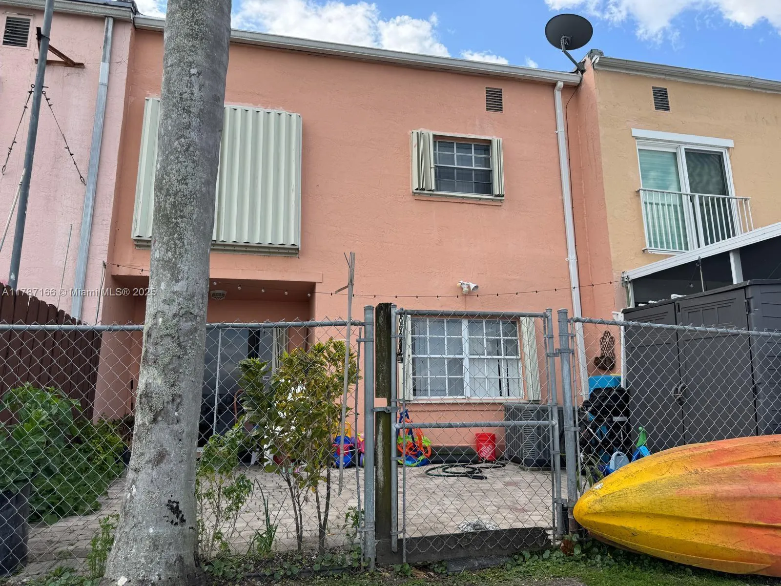 12355 Nw 7th Ln, Miami, Florida 33182, Miami, Florida 33182, 3 Bedrooms Bedrooms, ,2 BathroomsBathrooms,Residential,For Sale,12355 Nw 7th Ln, Miami, Florida 33182,A11787166