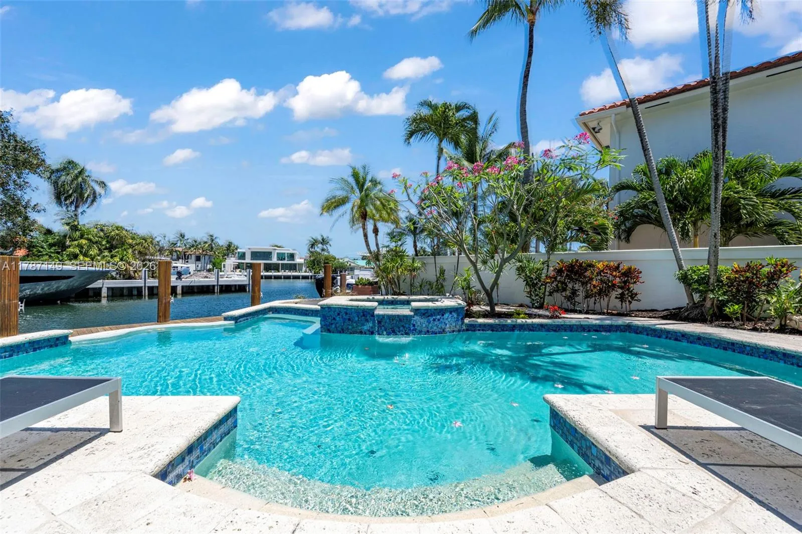 2561 Lucille Dr, Fort Lauderdale, Florida 33316, Fort Lauderdale, Florida 33316, 5 Bedrooms Bedrooms, ,4 BathroomsBathrooms,Residential,For Sale,2561 Lucille Dr, Fort Lauderdale, Florida 33316,A11787149