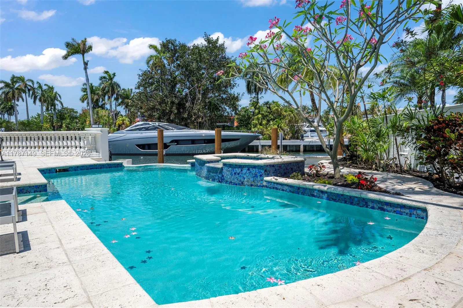 2561 Lucille Dr, Fort Lauderdale, Florida 33316, Fort Lauderdale, Florida 33316, 5 Bedrooms Bedrooms, ,4 BathroomsBathrooms,Residential,For Sale,2561 Lucille Dr, Fort Lauderdale, Florida 33316,A11787149