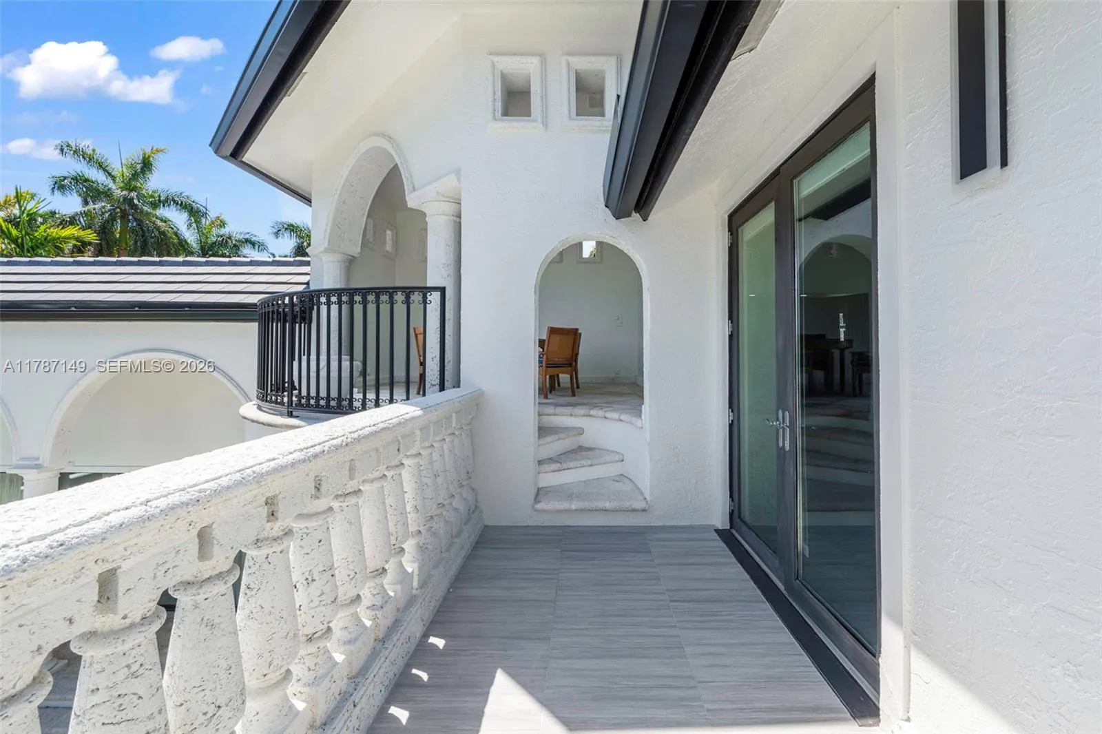 2561 Lucille Dr, Fort Lauderdale, Florida 33316, Fort Lauderdale, Florida 33316, 5 Bedrooms Bedrooms, ,4 BathroomsBathrooms,Residential,For Sale,2561 Lucille Dr, Fort Lauderdale, Florida 33316,A11787149