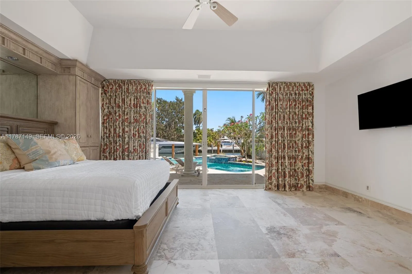 2561 Lucille Dr, Fort Lauderdale, Florida 33316, Fort Lauderdale, Florida 33316, 5 Bedrooms Bedrooms, ,4 BathroomsBathrooms,Residential,For Sale,2561 Lucille Dr, Fort Lauderdale, Florida 33316,A11787149