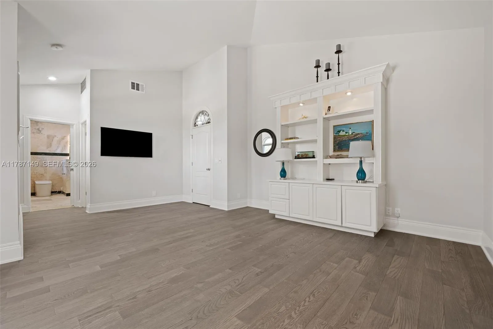 2561 Lucille Dr, Fort Lauderdale, Florida 33316, Fort Lauderdale, Florida 33316, 5 Bedrooms Bedrooms, ,4 BathroomsBathrooms,Residential,For Sale,2561 Lucille Dr, Fort Lauderdale, Florida 33316,A11787149