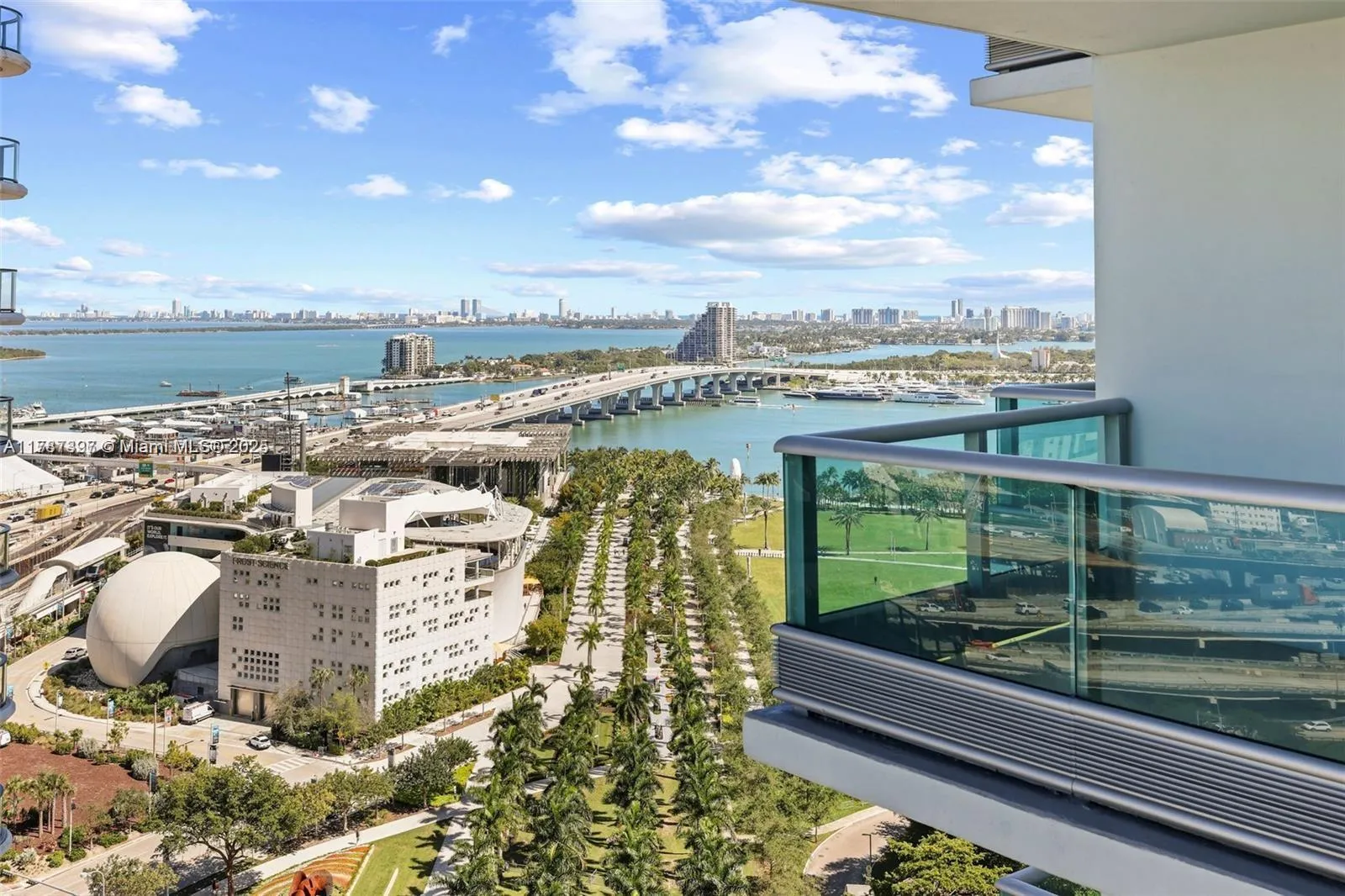 900 Biscayne Blvd 2410, Miami, Florida 33132, Miami, Florida 33132, 1 Bedroom Bedrooms, ,2 BathroomsBathrooms,Residential,For Sale,900 Biscayne Blvd 2410, Miami, Florida 33132,A11787397