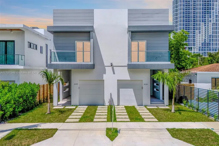 at 3140 Carter St, Miami, FL 33133 Unit For Sale 3 Bedrooms 4 Bathrooms MLS# A11787846 Price $1,349,000 2112