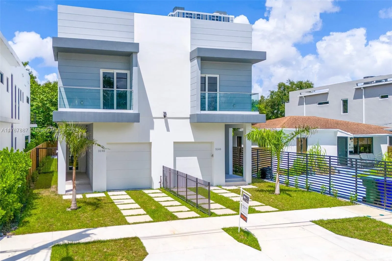 at 3142 Carter St, Miami, FL 33133 Unit For Sale 3 Bedrooms 4 Bathrooms MLS# A11787887 Price $1,349,000 2112